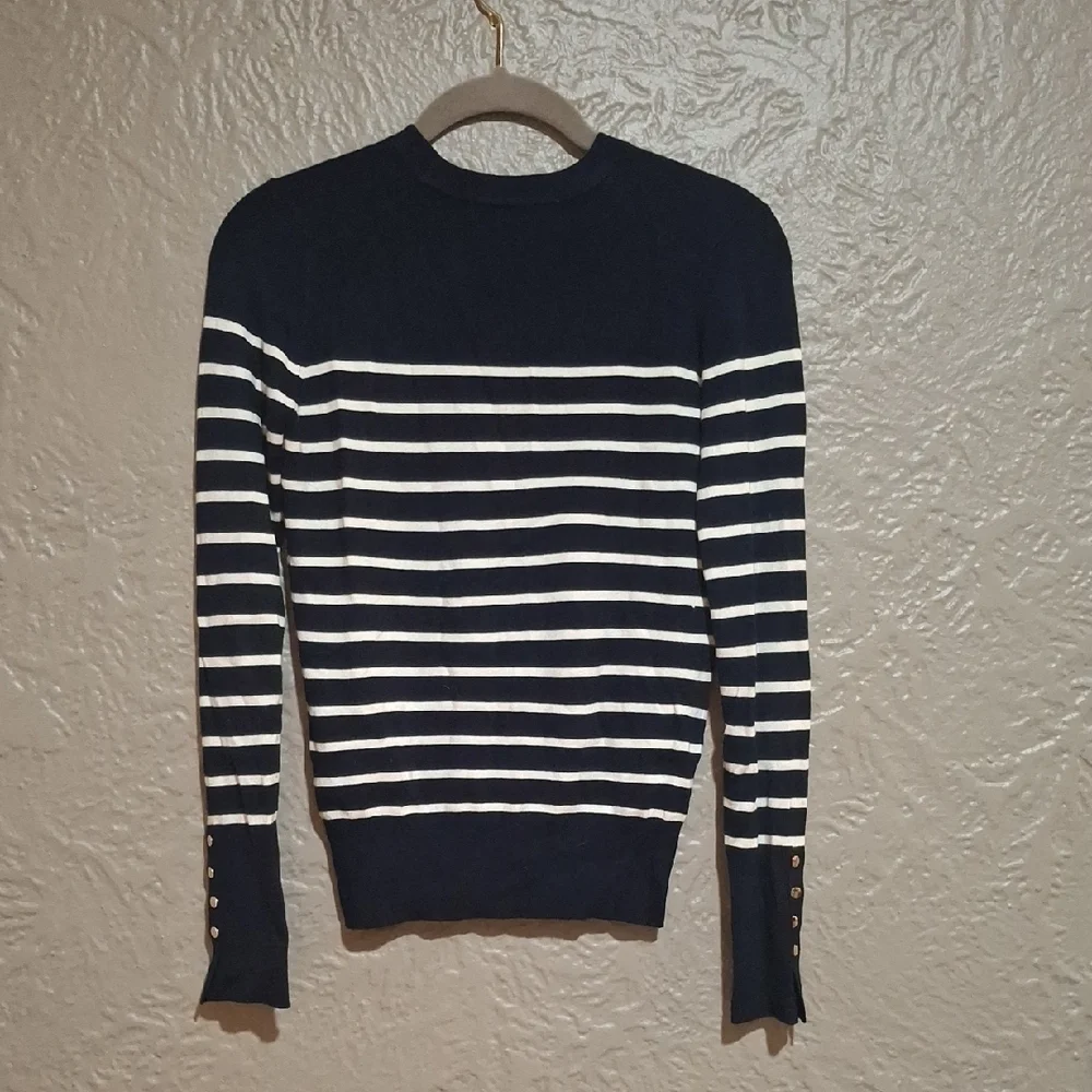 Zara Women's Black and White Striped Crew Neck Sweater Size S